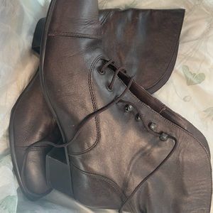 Canyon River Blues Leather Women’s Boots Brown 9-1/2 M